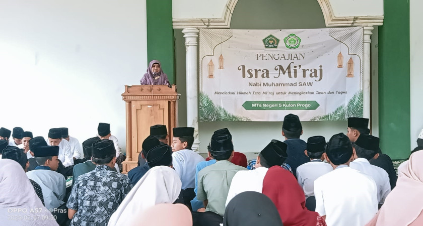 Pembukaan Peringatan Isra Mi'raj di MTsN 5 Kulon Progo Berlangsung Khidmat