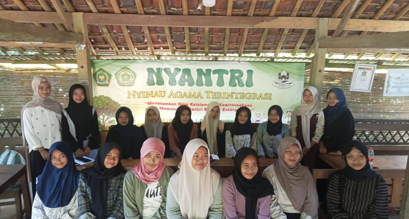 Program Nyantri MTsN 5 Kulon Progo Seimbangkan Bekal Akhirat dan Kemampuan Berdikari