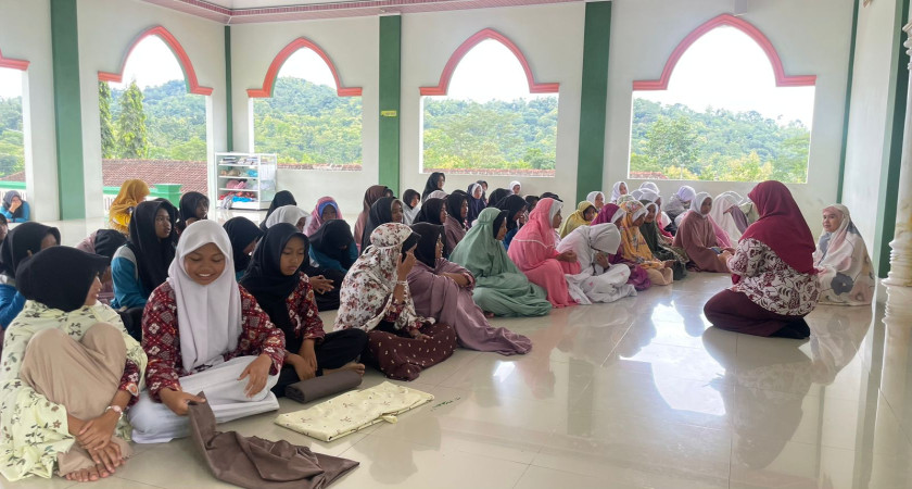 MTsN 5 Kulon Progo Gelar Kegiatan Keputrian Bertema Kesehatan Psikologis Remaja