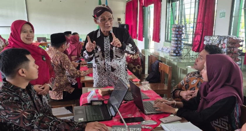 Kemenag Kulon Progo Dampingi MTsN 5 Penuhi Penilaian Mandiri Zona Integritas