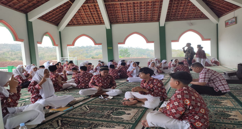 Kegiatan Tepuk P5 di MTsN 5 Kulon Progo: Mengembangkan Kreativitas dan Kolaborasi