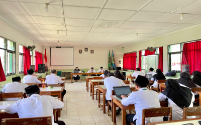 Rapat Dinas MTsN 5 Kulon Progo Bahas Program Strategis Madrasah Awal 2026