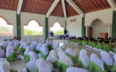 Kampanye Pemilihan Ketua OSIS MTs Negeri 5 Kulon Progo Berlangsung Meriah dan Inspiratif