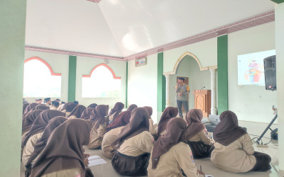 Membangun Kepedulian dan Empati, Siswa MTsN 5 Kulon Progo Belajar Pertolongan Pertama pada Trauma Psikologis