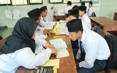 Bentuk Karakter Religius, MTsN 5 Kulon Progo Konsisten Gelar Tadarus Bersama