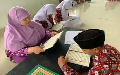 Semarak Ramadan, MTsN 5 Kulon Progo Gelar Klinik Tahsin dalam Kegiatan Kokurikuler