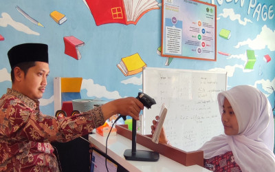 Otomasi SLiMS Percepat Sirkulasi Buku dan Dukung Literasi di MTsN 5 Kulon Progo