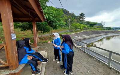 Siswa MTsN 5 Kulon Progo Lakukan Penelitian untuk Lomba PKM Provinsi